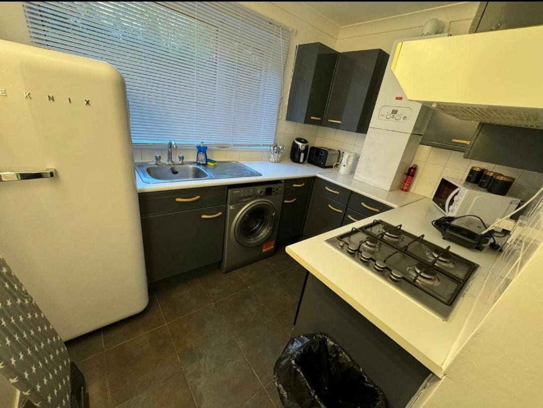 Lovely 2-Bed Apartment In Knowle Solihull Luaran gambar